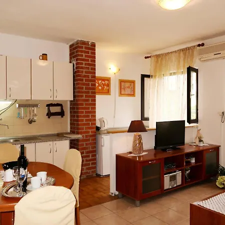 아파트 Haus Derado 132s 수페타르